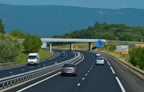 2015年节假日全国高速公路免费时间一览表