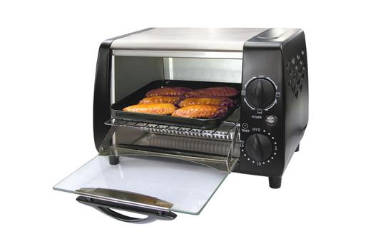 电烤箱的具体使用方法 插上电源插头 - 莱芜新