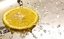 喝柠檬水可以排毒减肥